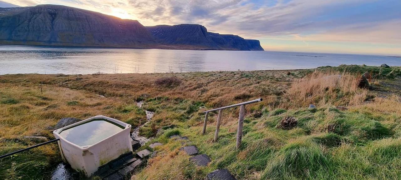 Dixon Cabin Nr. 7 / Dixon Sumarhus Nr. 7 @Kirkjubraut Talknafjordur Luaran gambar